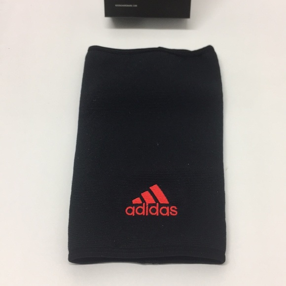 🚨ADIDAS KNEE SUPPORT 🚨 - Picture 3 of 6
